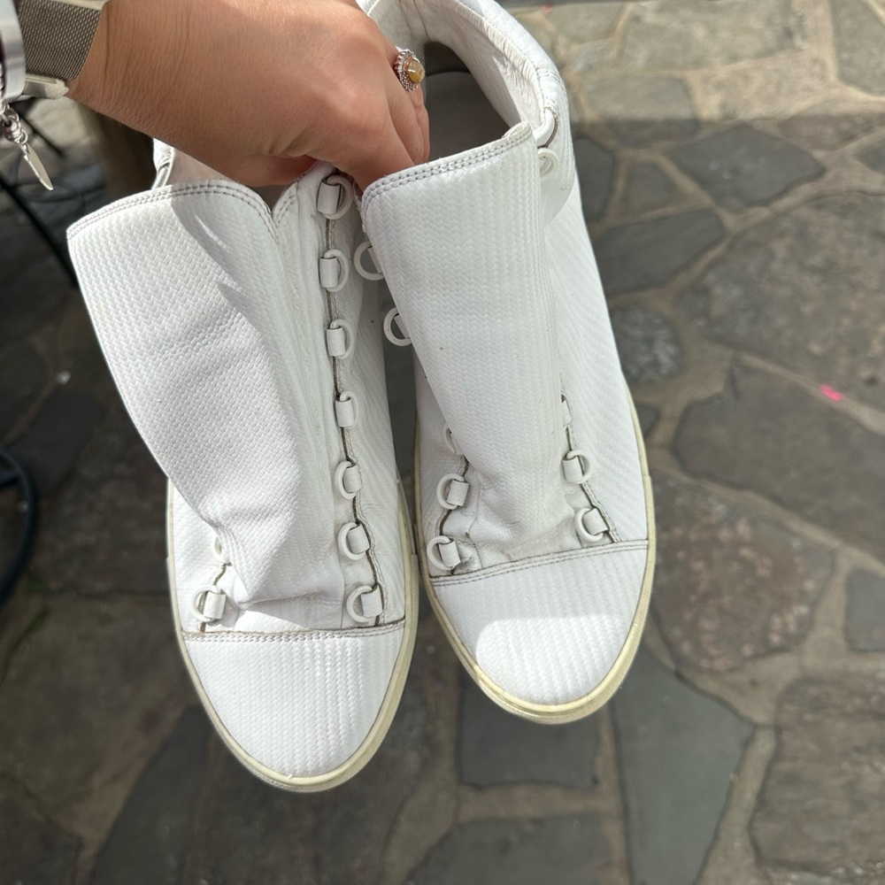 BALENCIAGA White High-Top men’s Sneakers